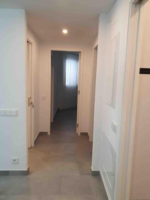 Apartament Piso Nuevo, Pk Pequeno Y A 5 Min De La Playa Caminando Cadaqués Zewnętrze zdjęcie