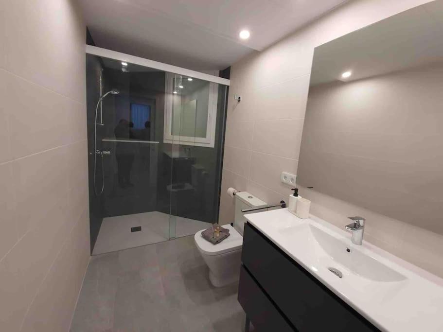 Apartament Piso Nuevo, Pk Pequeno Y A 5 Min De La Playa Caminando Cadaqués Zewnętrze zdjęcie